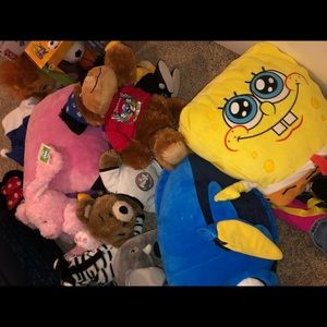 WHOLE SALE TOYS AND STUFFED ANIMALS